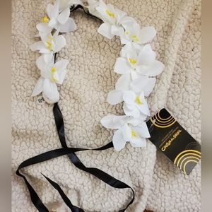 Beautiful illuminated floral headband